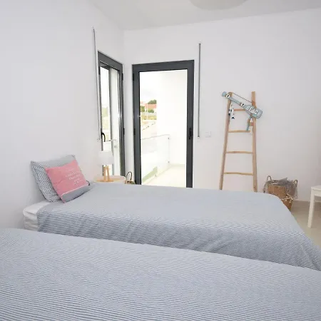 Villa Comfortable In Coto With Swimming Pool