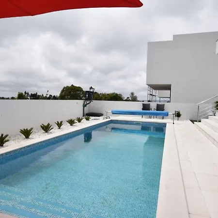 Villa Comfortable In Coto With Swimming Pool